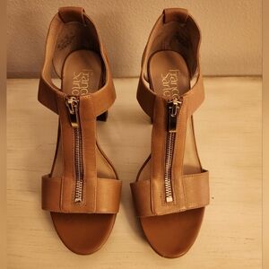 Franco Sarto Myraid Tan Size 8 Heels